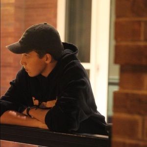 Meet your Posher, Grayson